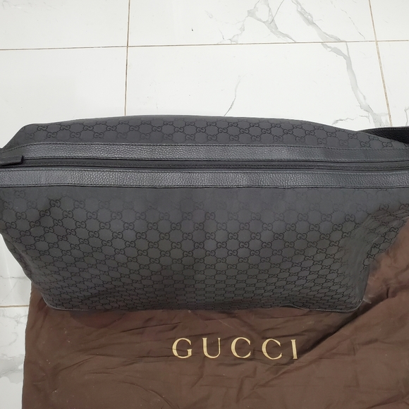 Guccissima Duffle Bag - Picture 6 of 7